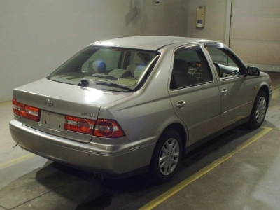 TOYOTA VISTA