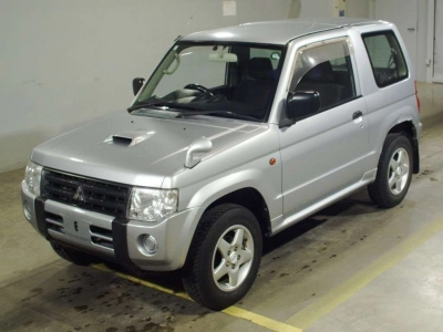 MITSUBISHI PAJERO MINI