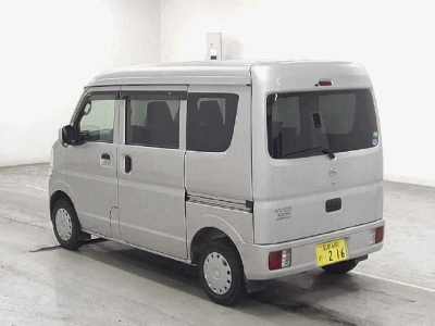 NISSAN NV100 CLIPPER