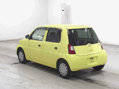 DAIHATSU ESSE