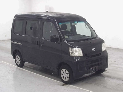 TOYOTA PIXIS VAN