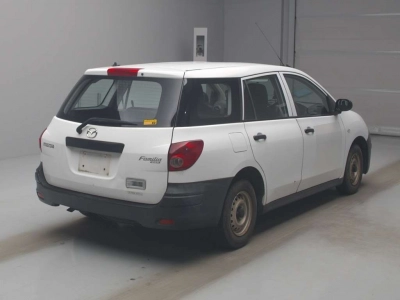 MAZDA FAMILIA VAN