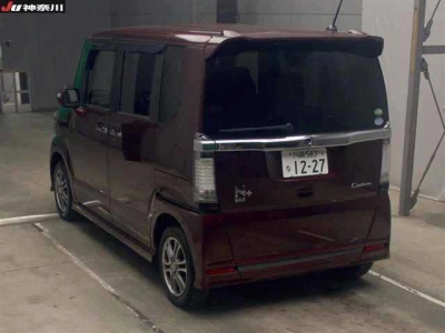 HONDA N BOX +