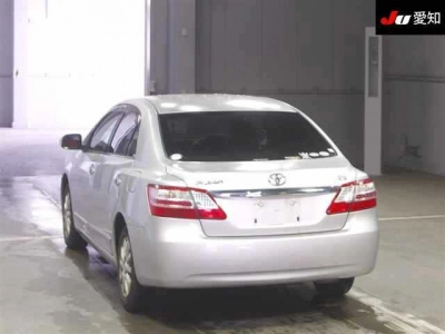 TOYOTA PREMIO