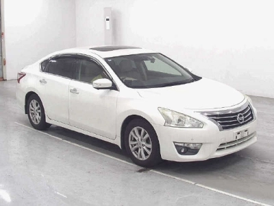 NISSAN TEANA
