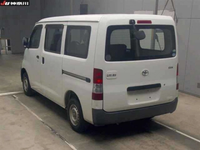 TOYOTA LITE ACE VAN