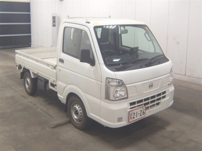 NISSAN NT100 CLIPPER