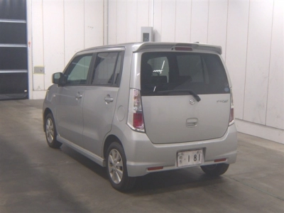 SUZUKI WAGON R STINGRAY