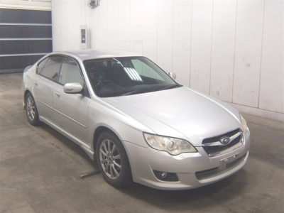 SUBARU LEGACY B4