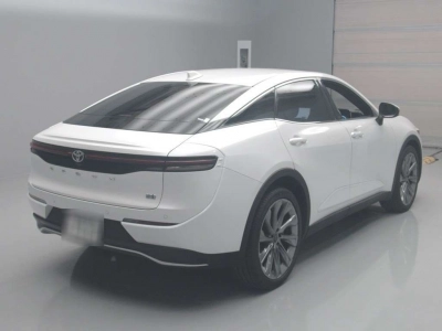 TOYOTA CROWN CROSSOVER