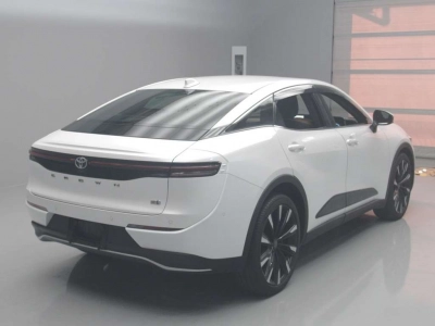 TOYOTA CROWN CROSSOVER