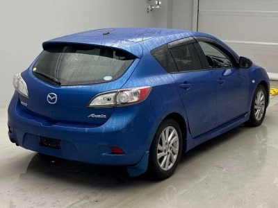 MAZDA AXELA SPORT