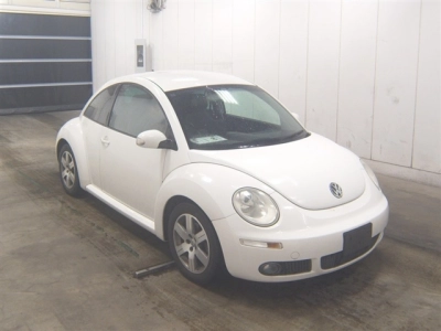 VOLKSWAGEN NEW BEETLE