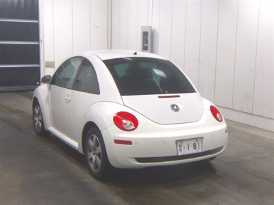VOLKSWAGEN NEW BEETLE