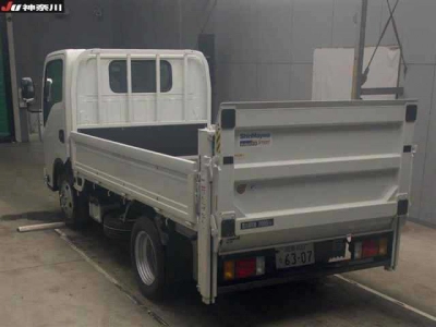 MAZDA TITAN