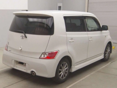 TOYOTA BB