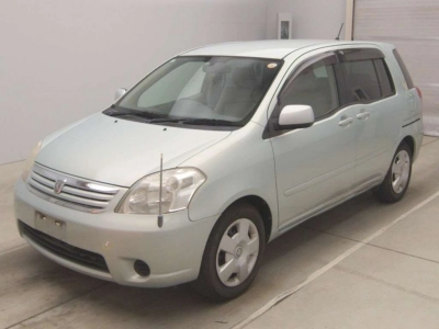 TOYOTA RAUM