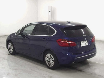 BMW 2 SERIES