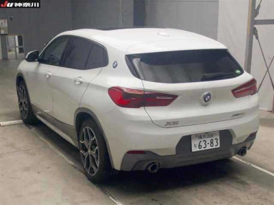 BMW X2