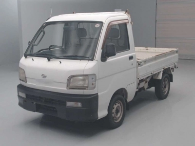 TOYOTA PIXIS VAN