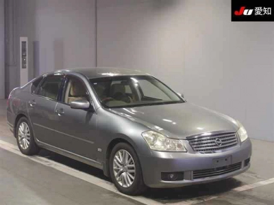 NISSAN FUGA