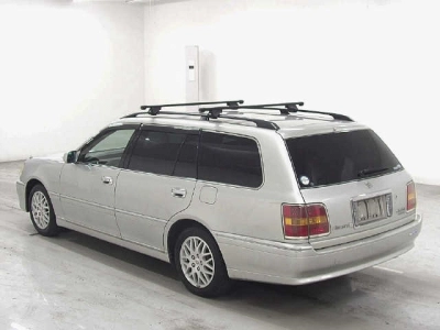 TOYOTA CROWN ESTATE