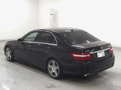 MERCEDES BENZ AMG E CLASS