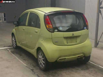 MITSUBISHI I