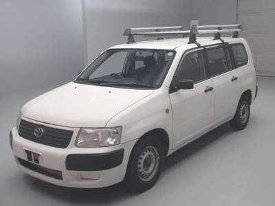 TOYOTA SUCCEED VAN