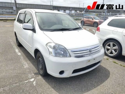 TOYOTA RAUM