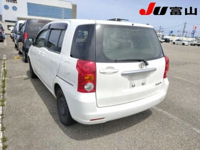 TOYOTA RAUM