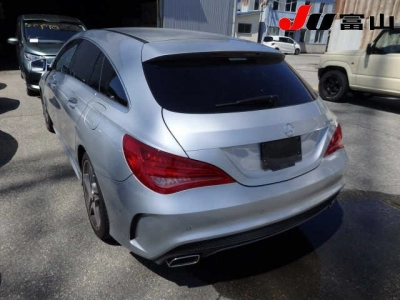 MERCEDES BENZ CLA SHOOTING BRAKE