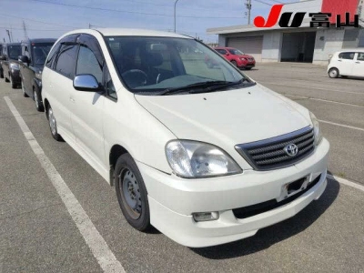 TOYOTA NADIA