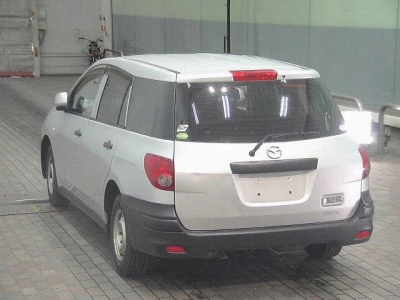 MAZDA FAMILIA VAN