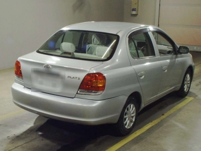 TOYOTA PLATZ