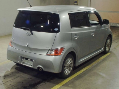 TOYOTA BB