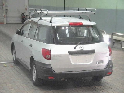 MAZDA FAMILIA VAN