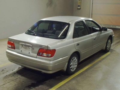 TOYOTA CARINA