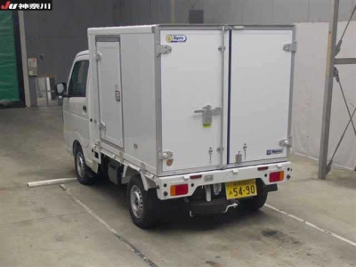 MITSUBISHI MINICAB