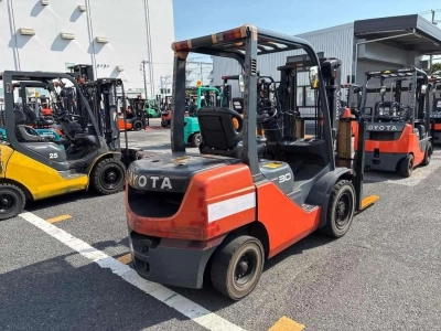 TOYOTA  FORKLIFT 