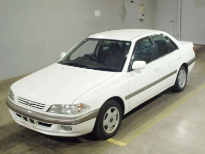 TOYOTA CARINA