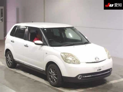 MAZDA VERISA