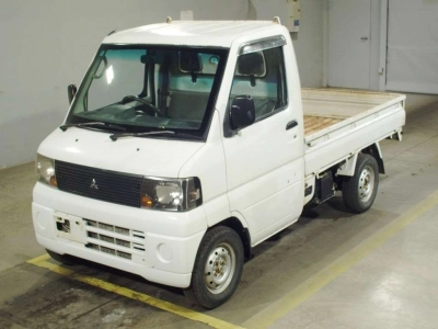 MITSUBISHI MINICAB TRUCK