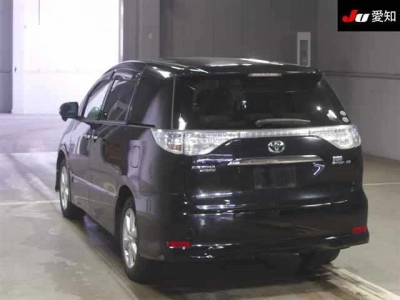 TOYOTA ESTIMA HYBRID