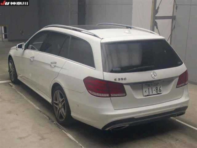 MERCEDES BENZ E CLASS
