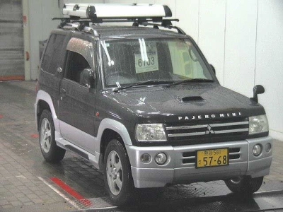 MITSUBISHI PAJERO MINI