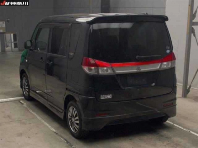 MITSUBISHI DELICA D:2