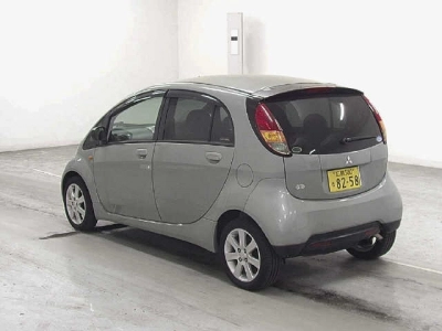 MITSUBISHI I