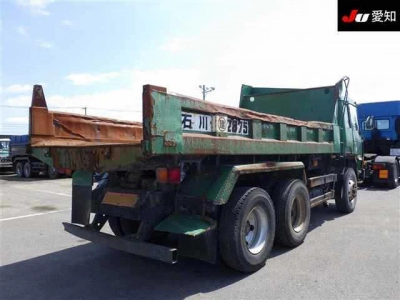 MITSUBISHI FUSO