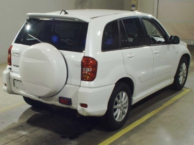 TOYOTA RAV4 J